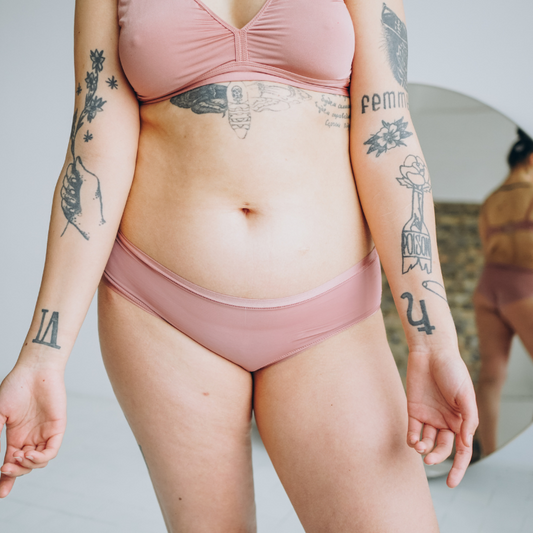 Lien entre hormones et sécheresses intimes